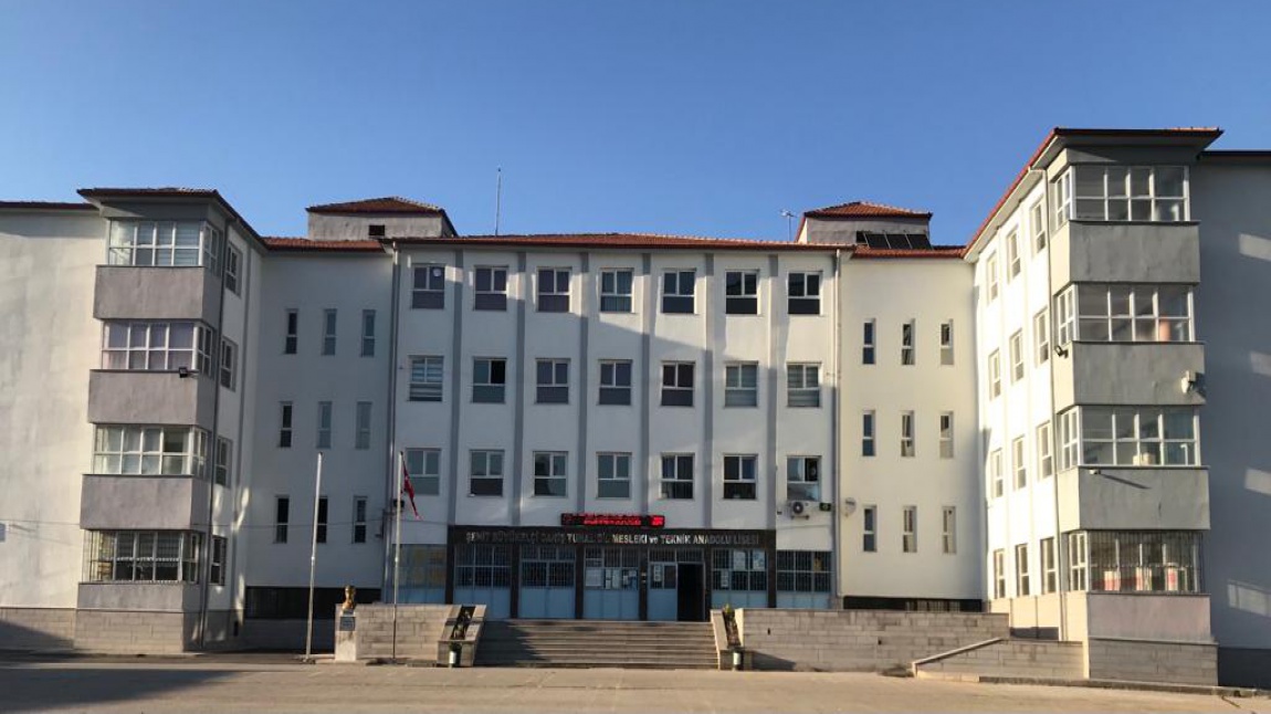 Şehit Büyükelçi Daniş Tunalıgil Mesleki ve Teknik Anadolu Lisesi Fotoğrafı